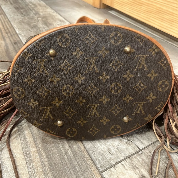 Vintage boho Louis Vuitton tote - Picture 3 of 3